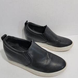 WANTED Black Platform Slip-On Sneakers Women's Sz 7 Faux Leather Casual